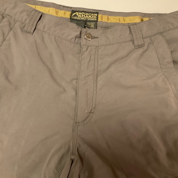 Mountain Khakis Cargo Shorts Slate Grey Side Pockets, Zip & Button, Loops, Sz 36 - Picture 2 of 13